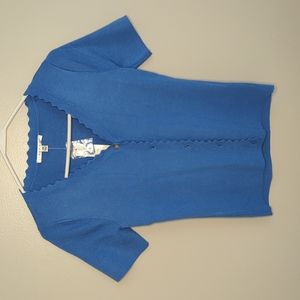 Short sleeved sweater